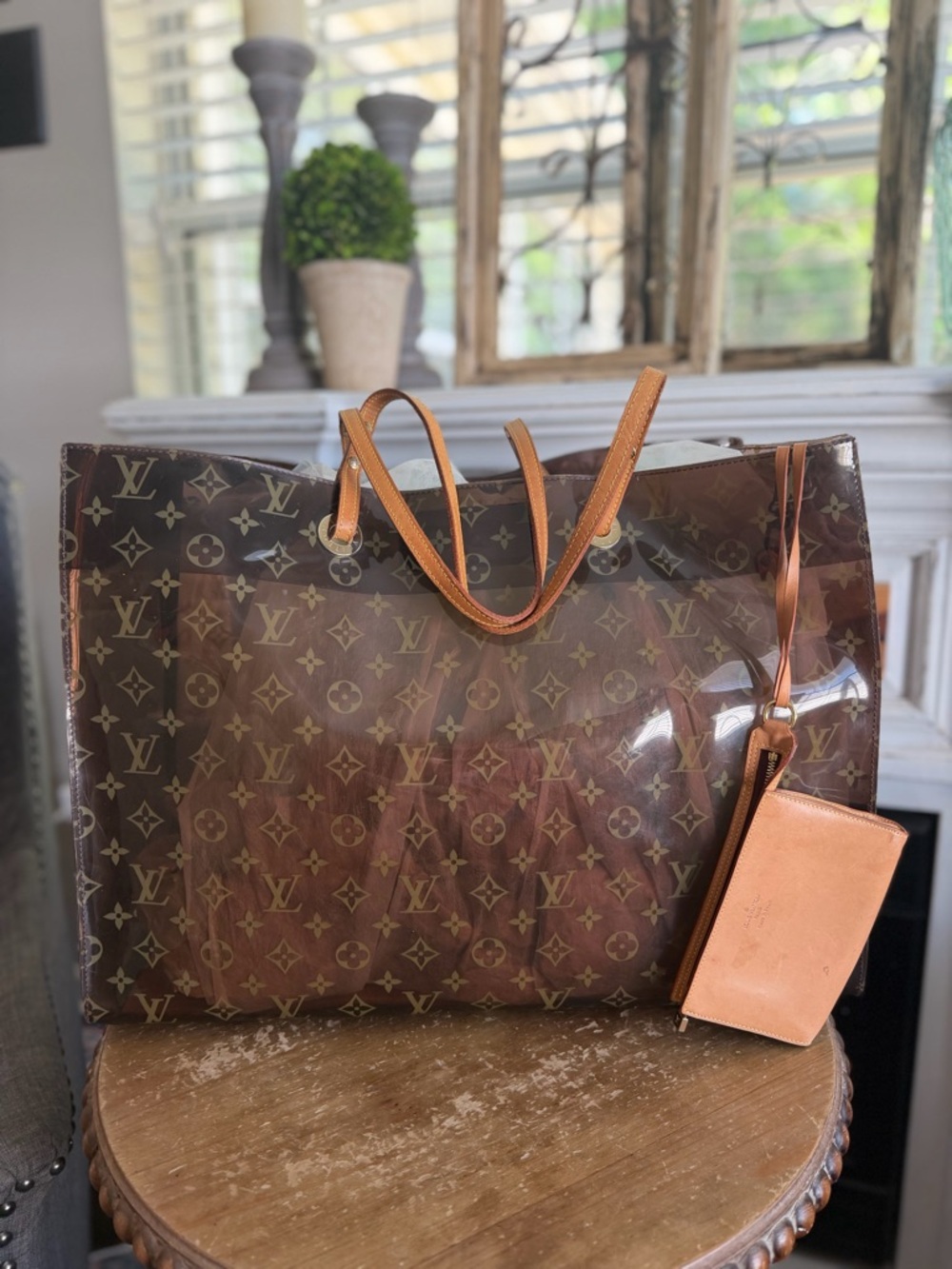 Sold on my fb. Louis Vuitton Monogram Vinyl Ambre Cabas Cruise Tote GM